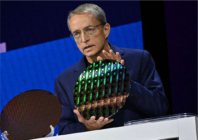 Акции Intel подскочили на фоне слухов о сделках с Broadcom и TSMC