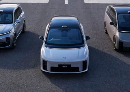 Акции Li Auto резко подскочили после дебюта электромобиля 