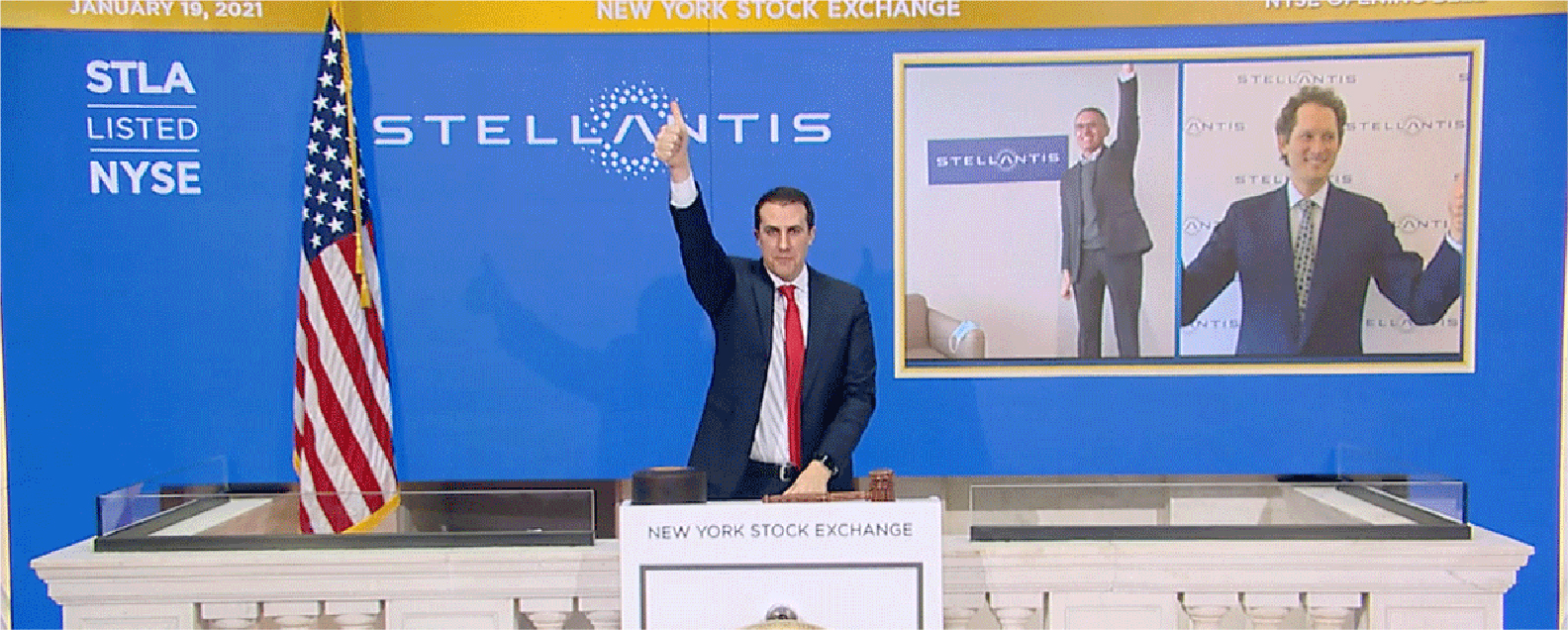 Трамп объявил о введении тарифов на импорт машин