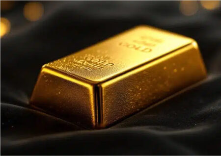 Золото бьет новый рекорд на фоне войны Трампа с Китаем и ФРС