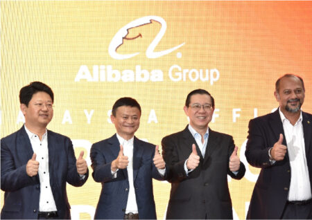 Трамп готов к снижению тарифов «в какой-то момент»