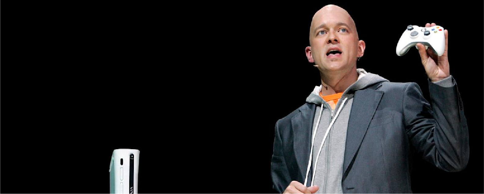 Amazon привлекла бывшего руководителя Microsoft для разработки новейших продуктов