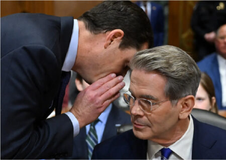 Фьючерсы на индексы США снижаются после понижения кредитного рейтинга США