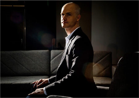 Акции Coinbase упали после новостей о взломе на $400 млн