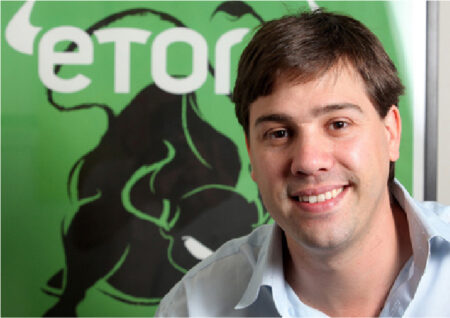 eToro провела IPO в США на ~620 млн