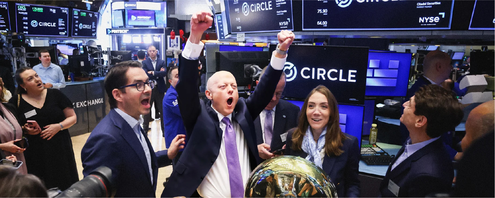 Криптовалюты могут праздновать победу: Сенат США дает зеленый свет стейблкоинам