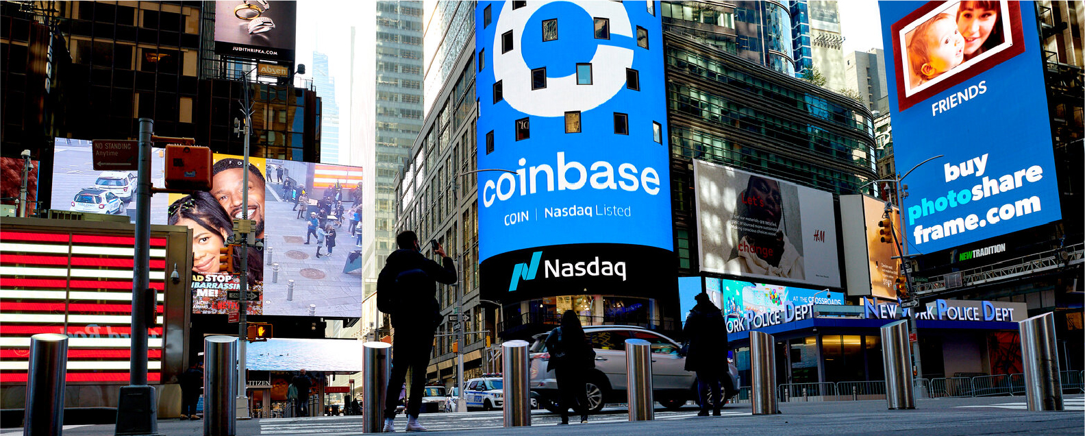 Coinbase покоряет S&P 500. Акции криптоплатформы продолжают взлет