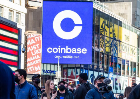 Coinbase покоряет S&P 500. Акции криптоплатформы продолжают взлет