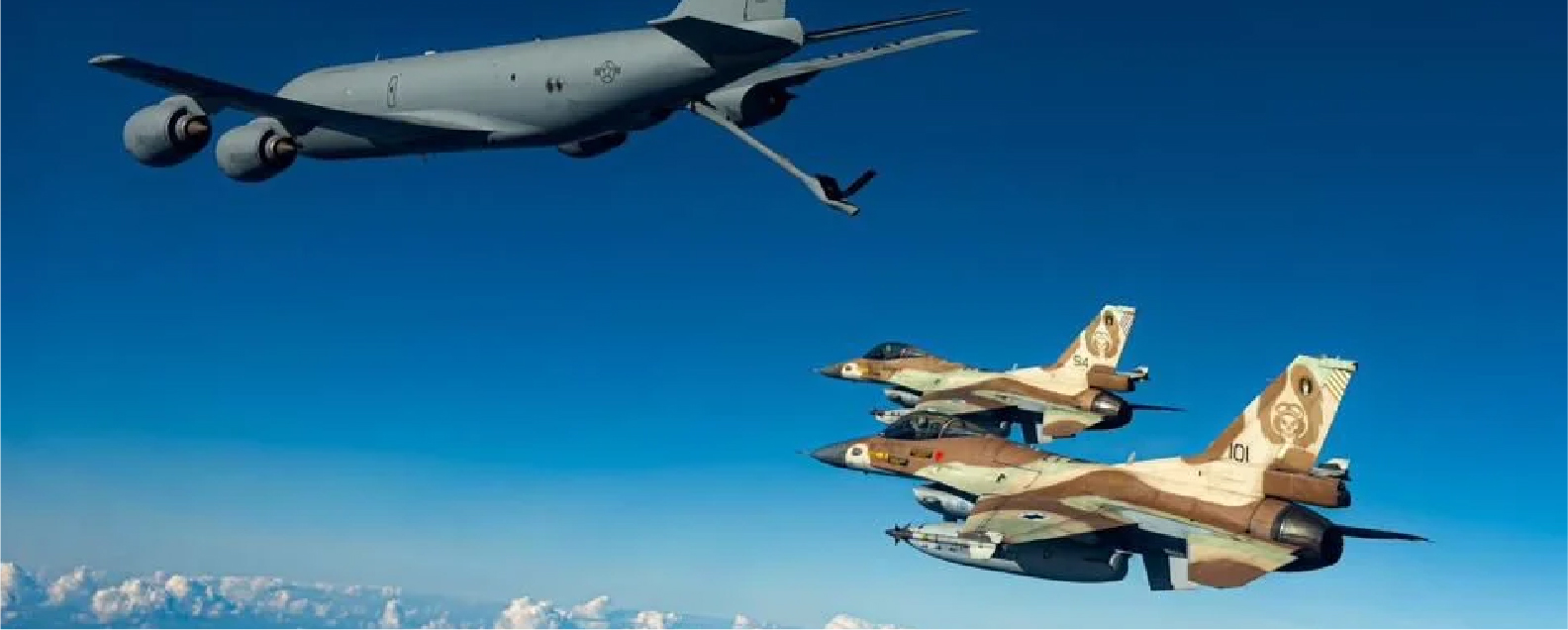 Рынки АТР падают, нефть дорожает на фоне ударов Израиля по Ирану