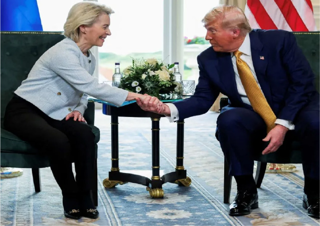 Трамп объявляет о знаковой торговой сделке с ЕС 