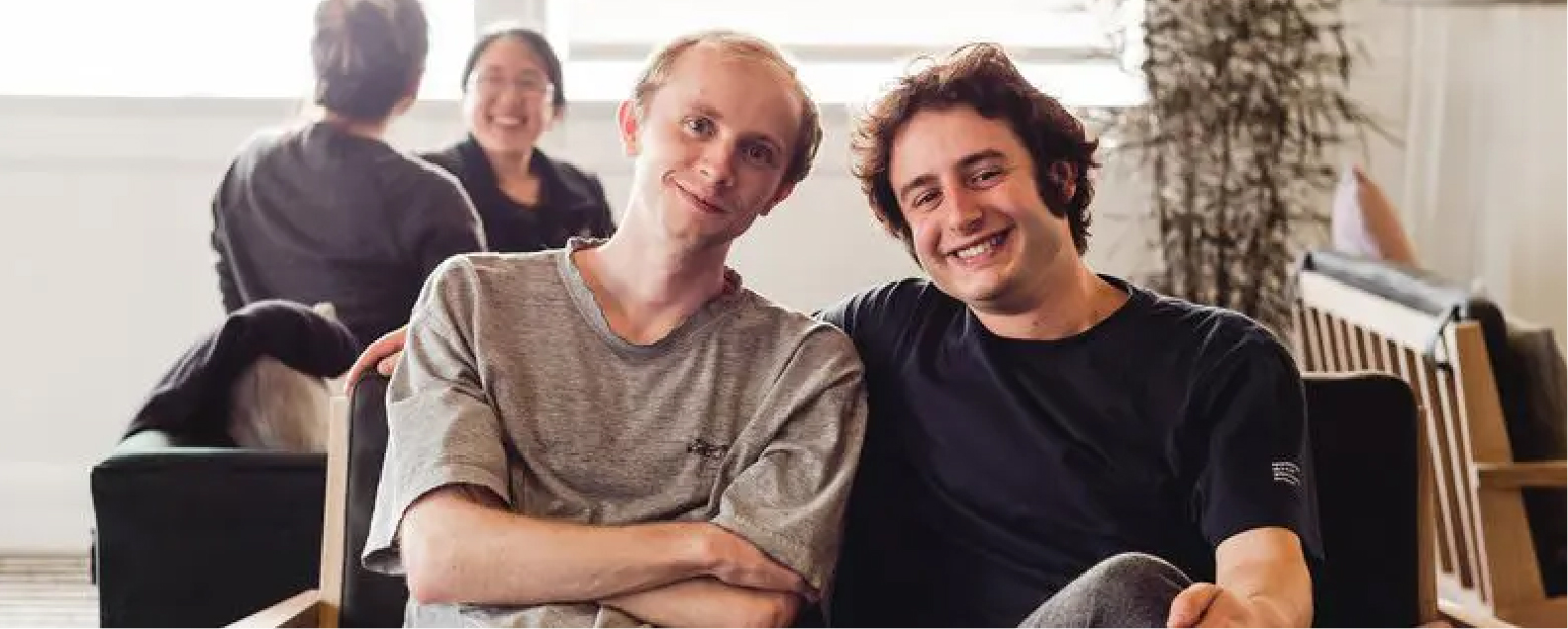 Цена акций Figma подскочила на 250% в четверг после IPO 