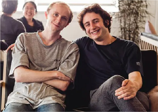 Цена акций Figma подскочила на 250% в четверг после IPO 