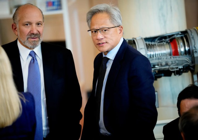 Пекин выступает против чипов ИИ Nvidia после «оскорбительных» замечаний Латника