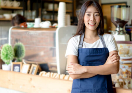 Сектор малых компаний возвышается на ожиданиях снижения ставок