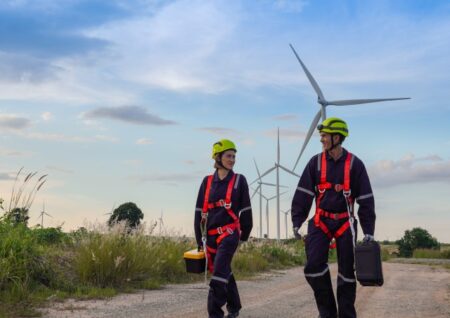 NextEra +4,8% после сделки с Google по перезапуску АЭС