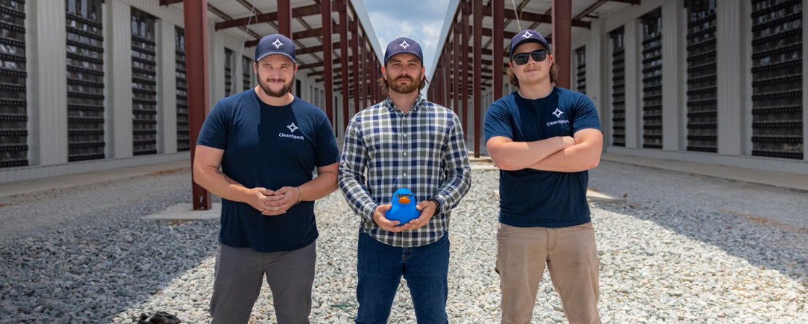 CleanSpark +13,79%: надежды на миллиардные контракты в сфере ИИ