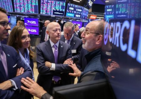 Circle −12,21%: слабая отчетность ударила по стейблкоину USD