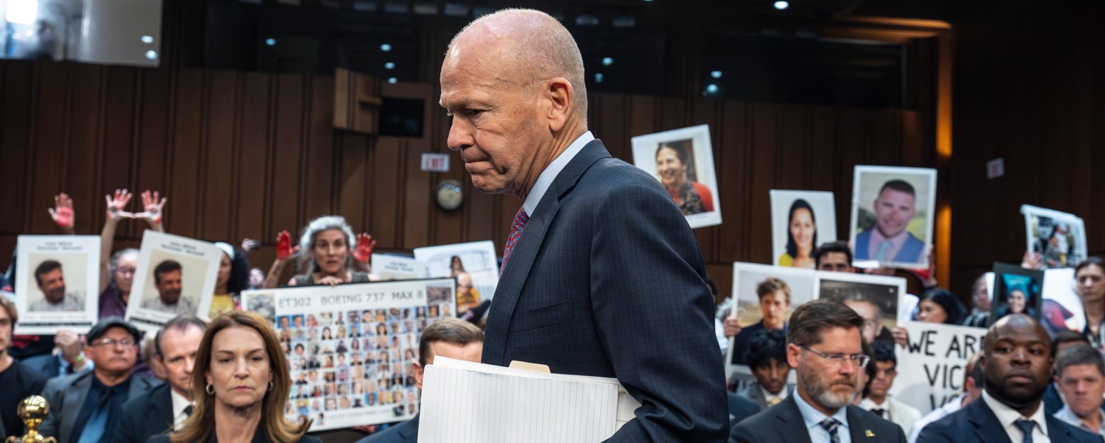 Boeing (+10,15%) взлетает: прогноз по генерации кэша вернул доверие инвесторов