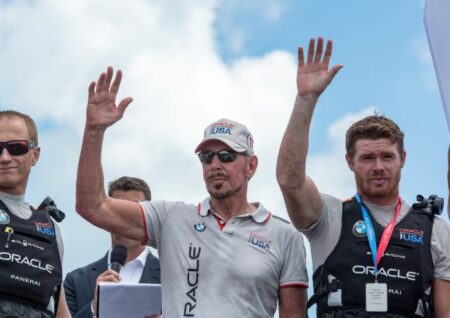 Акции Oracle отскочили на 6,6% благодаря вхождению в альянс по защите данных TikTok