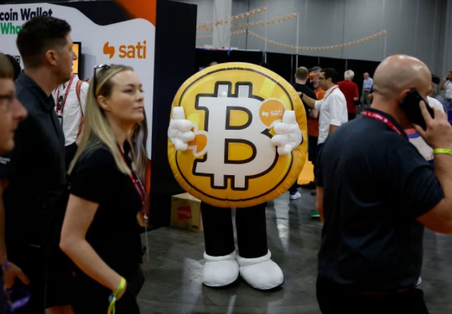 Помплиано: ФРС снова печатает деньги — время скупать Биткоин