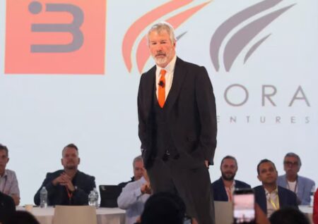 Strategy Inc может начать продавать криптовалюту и кредитовать в BTC