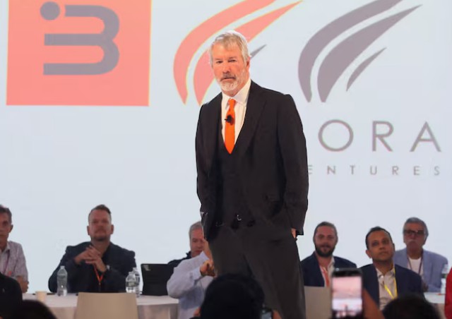 Strategy Inc может начать продавать криптовалюту и кредитовать в BTC