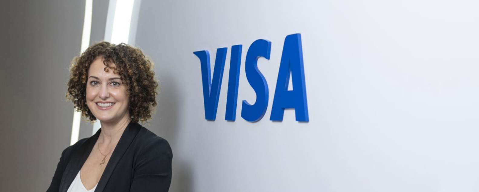 Visa растет на 6% после апгрейда от BofA и смелой ставки на стейблкоины