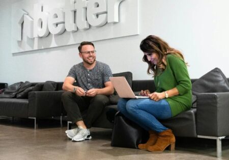 S&P 500 буксует, а Russell 2000 идет вверх перед вердиктом ФРС